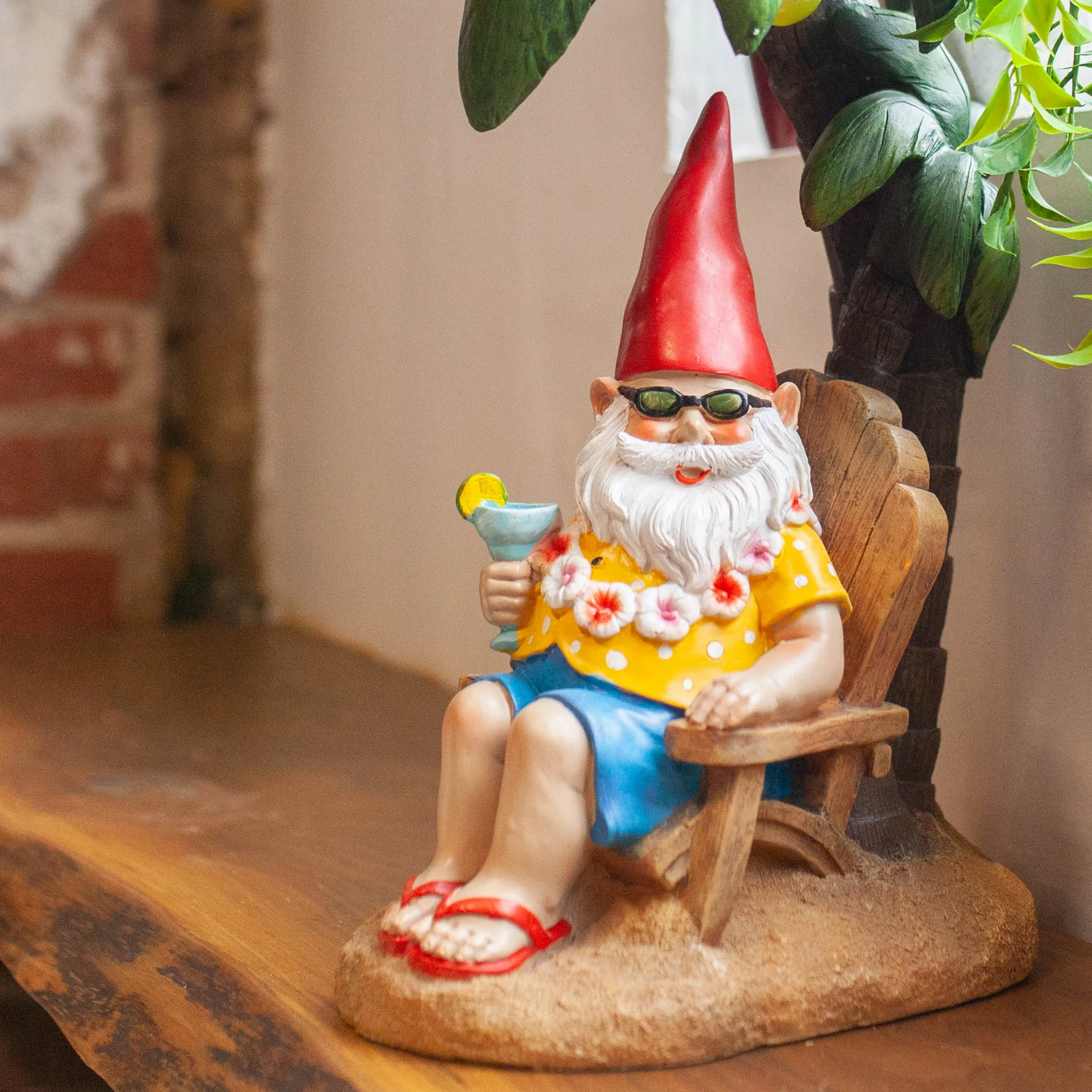 Good Time Solar Tropical Tony Beach Gnome Under a Palm Tree Garden Statue, 16 Inch