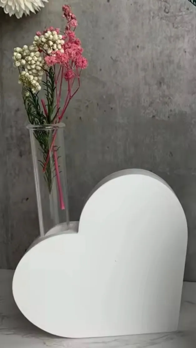Hydroponic Vase - Heart Shaped Propagation Station - Room Diffuser