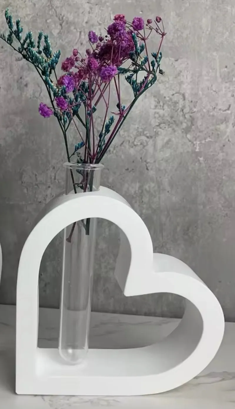 Hydroponic Vase - Heart Shaped Propagation Station - Room Diffuser