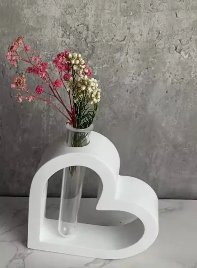 Hydroponic Vase - Heart Shaped Propagation Station - Room Diffuser