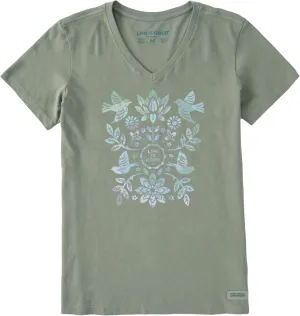 Life is Good Women's Crusher Tee Shirt, Short Sleeve Cotton Graphic T-Shirts, Folk Art Garden Tie Dye