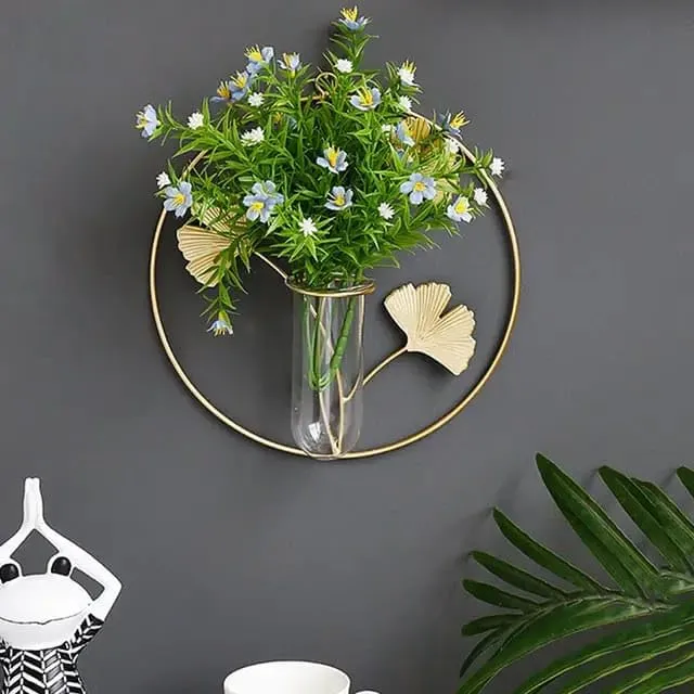 Next In Crafts Gold Wall Vase Hanging Geometric Metal Vase Hydroponic Planter Wall Mounted Glass Tube Bud Vase Decorative for Centerpieces Wedding Decoration Set of 3