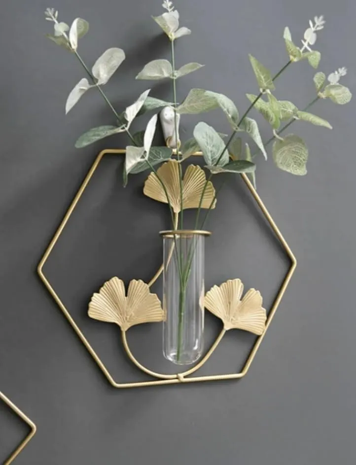 Next In Crafts Gold Wall Vase Hanging Geometric Metal Vase Hydroponic Planter Wall Mounted Glass Tube Bud Vase Decorative for Centerpieces Wedding Decoration Set of 3