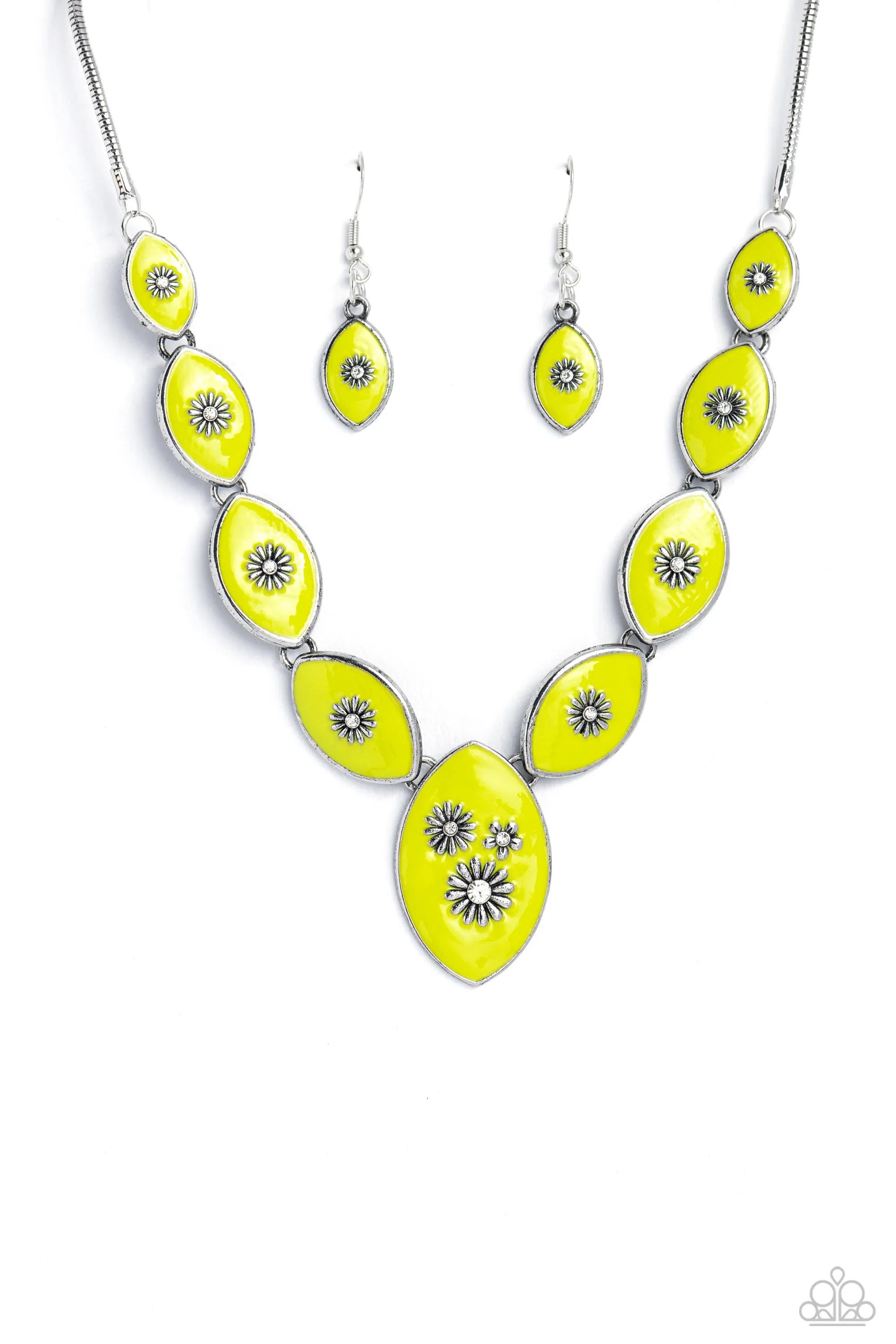 Pressed Flowers - Green Paparazzi Accessories
