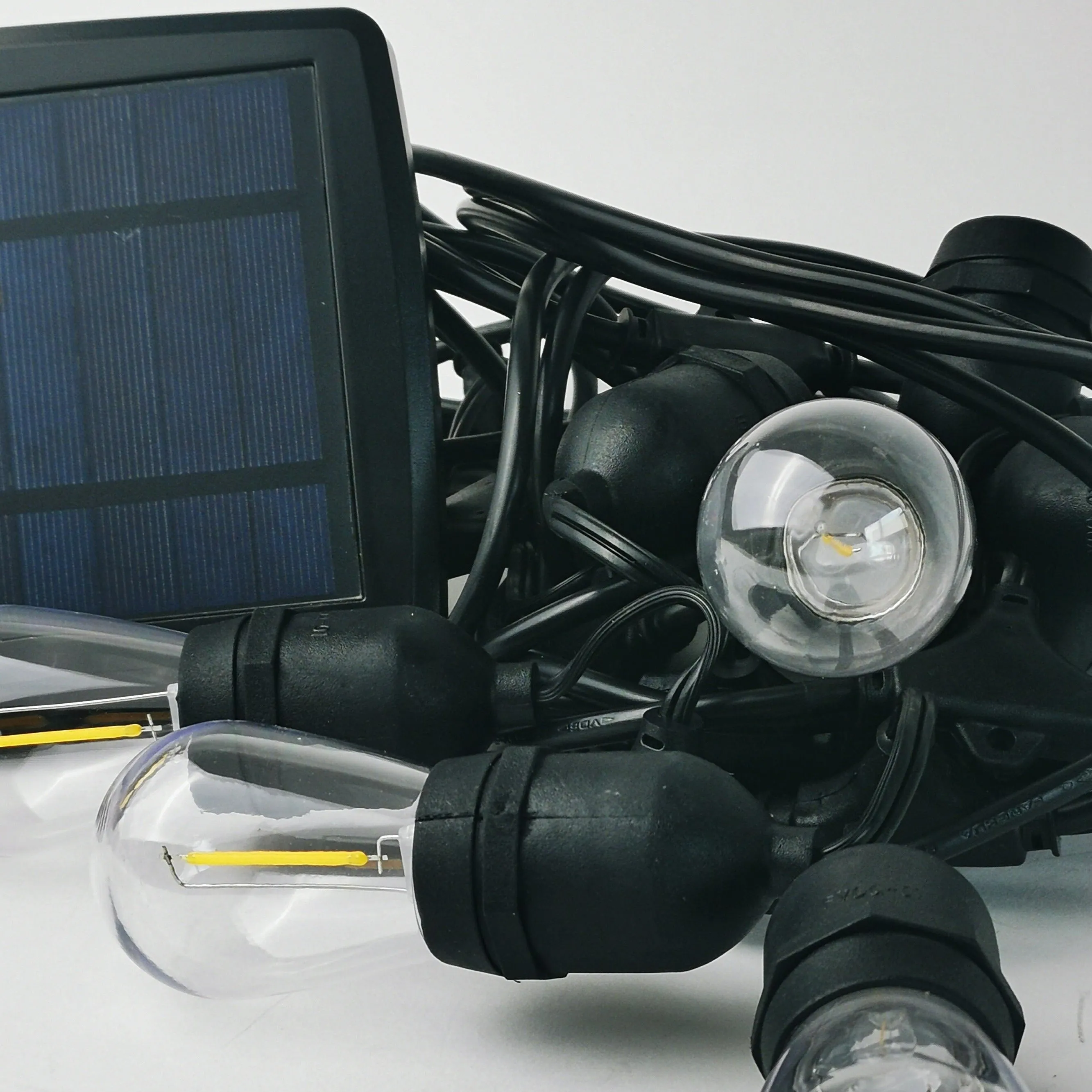 Solar S14 Festoon Lights | 8.2m 12 Bulbs